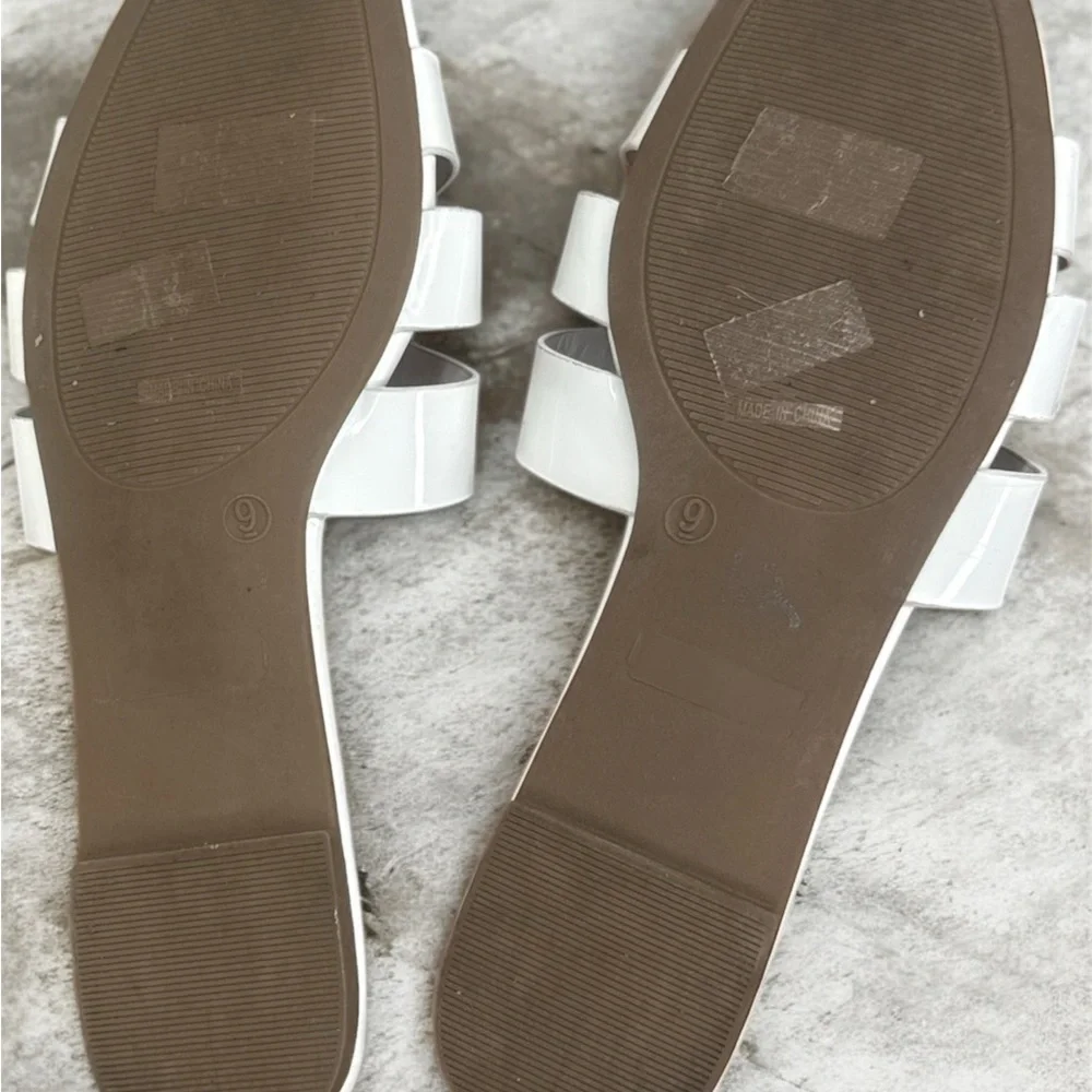 BAMBOO White Patent Mules - Picture 5 of 7